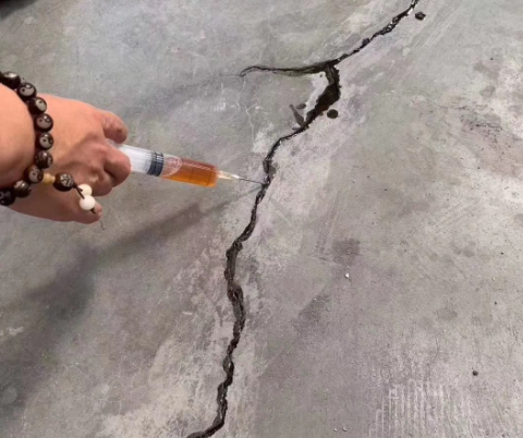 梅列混凝土裂缝修补技术详解​